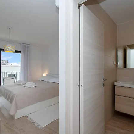 Subin With Panoramic Sea Views Opatija